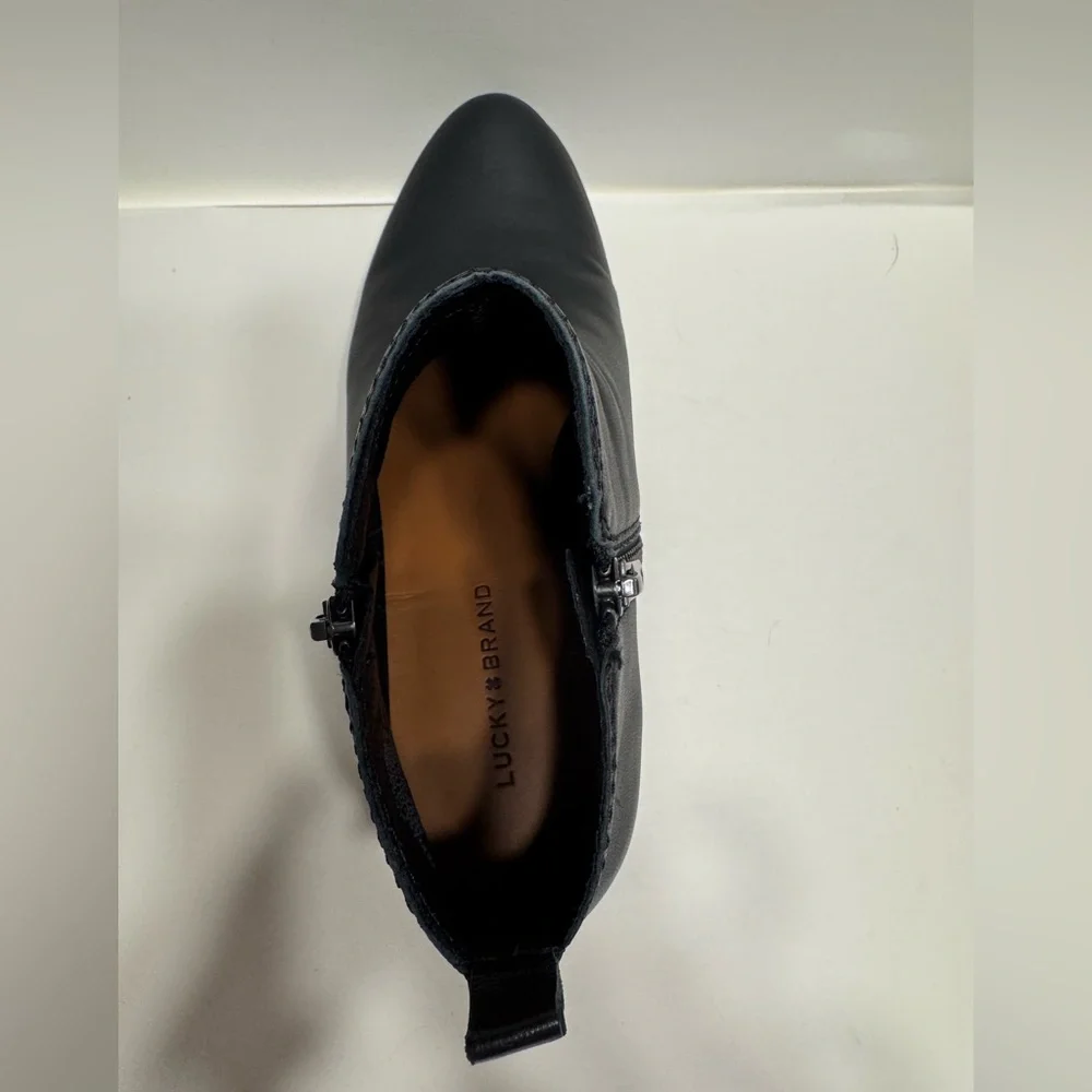 Lucky Brand Women's Leather Black Ankle Booties Size 7 1/2 - Picture 8 of 10
